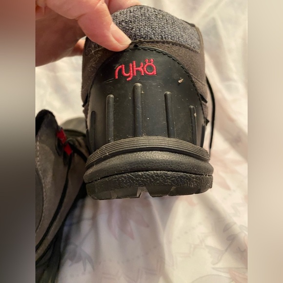 Ryka Mallory womens duck boots size 9.5 warm waterproof lace up winter suede - Picture 8 of 9